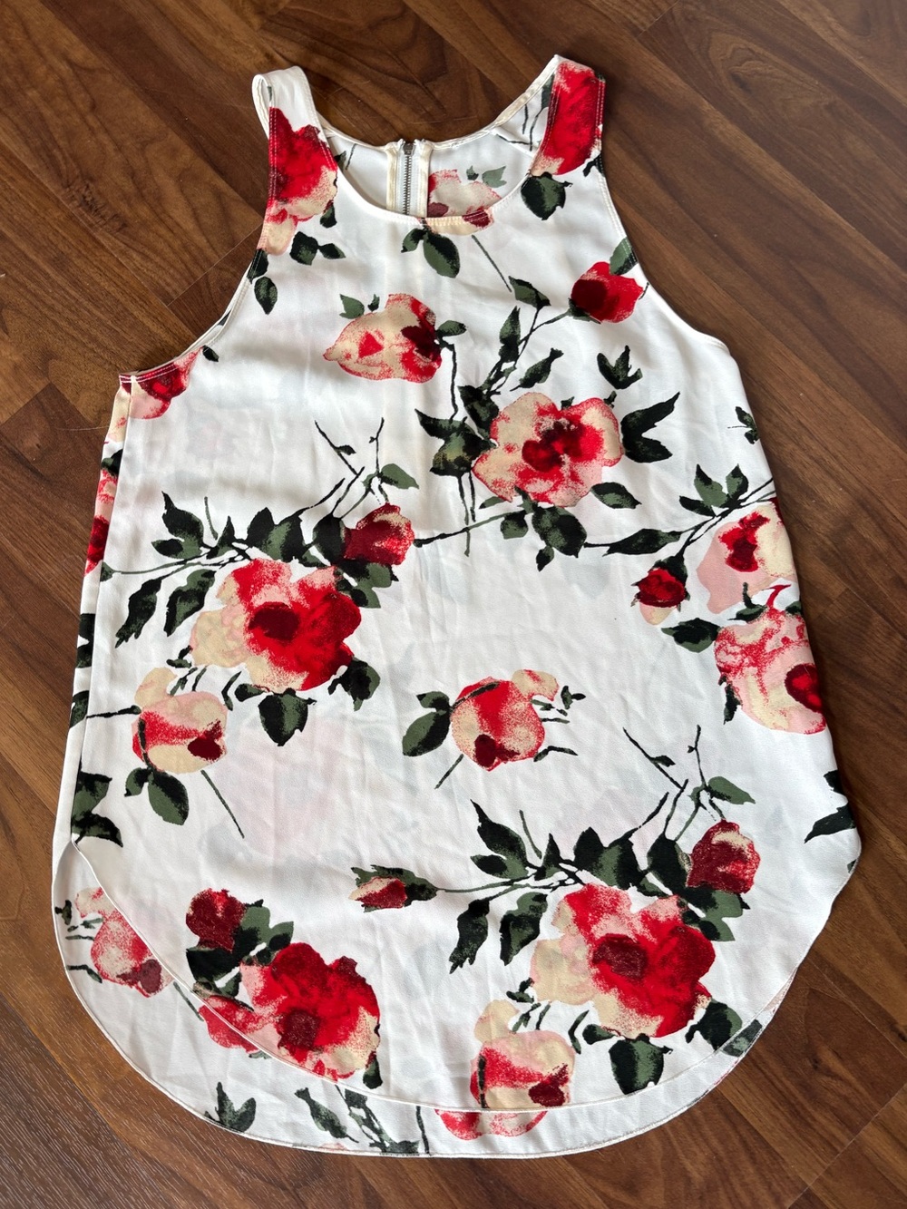 Aritzia Wilfred Sabine Floral Sleeveless Blouse White Red Zip Back sz Small